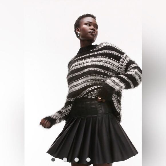 NWOT Topshop ASOS knitted multi stitch jumper in mono Size S - Picture 2 of 12